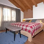 Simi Hotel