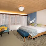 Simi Hotel