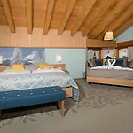 Simi Hotel