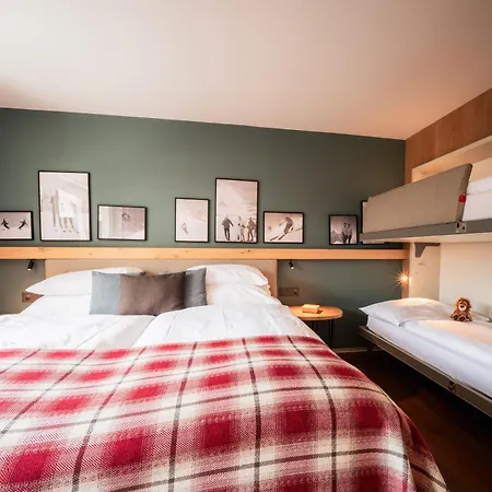 Simi Hotel 4*