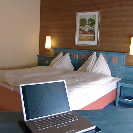 Hotell Simi 4*