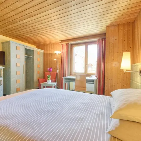 Otel Simi 4*